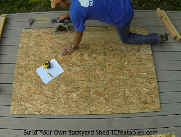 How to build a shed doo - cut out the back panel to the shed door