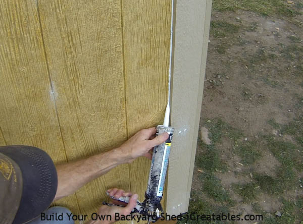 caulk siding joint